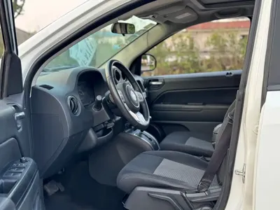 Jeep Compass (Import)