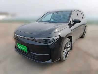 Leapmotor C10