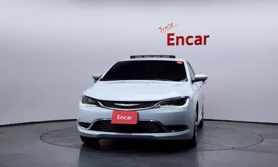 Chrysler 200
