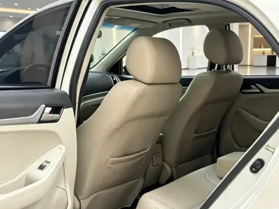 Geely Vision