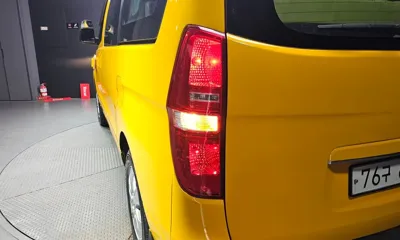 Hyundai Starex