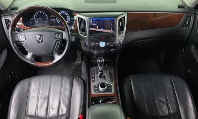 Hyundai Equus