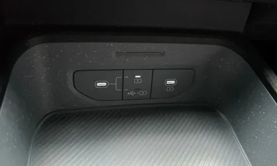 Kia Tasman