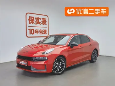 Lynk & Co 03