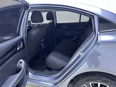 Roewe i5