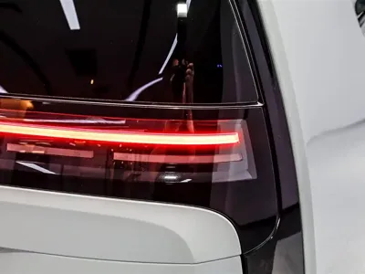 Li Auto Li MEGA
