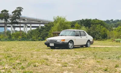 Saab 900