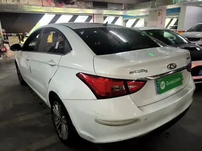 Chery Arrizo 5
