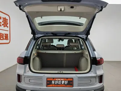 Geely ICON