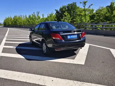 BYD Surui