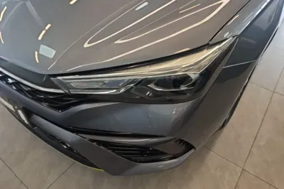 Roewe i5