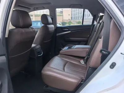 BYD S7