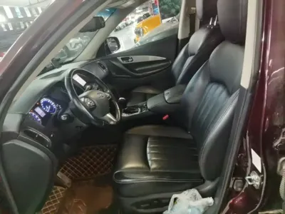 Infiniti QX50