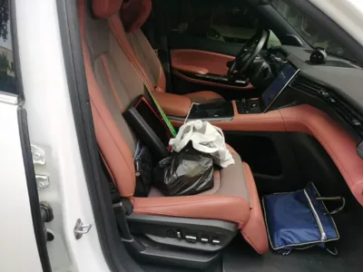 Nio EC6