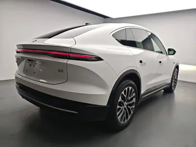 Nio EC6