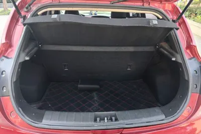 JAC Group Refine S2
