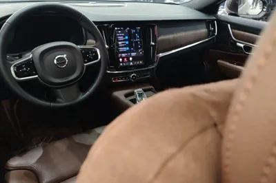 Volvo S90