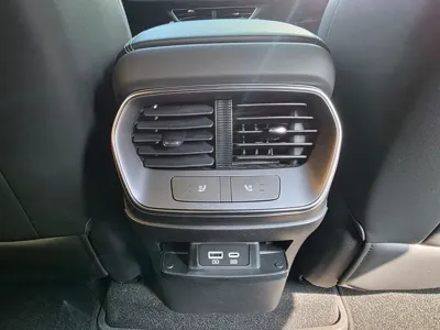 BYD Sealion 7