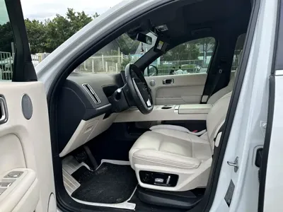 Li Auto Li L7