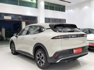 Baojun 宝骏E6