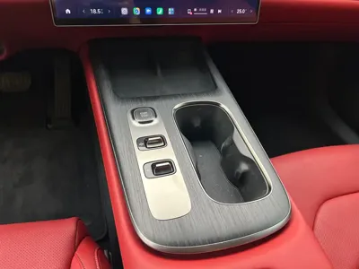 Xiaomi SU7
