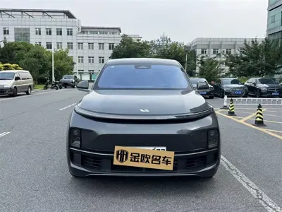 Li Auto Li L8