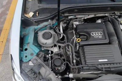 Audi Q2L