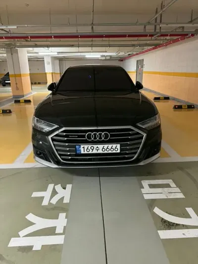 Audi A8