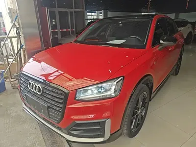 Audi Q2L