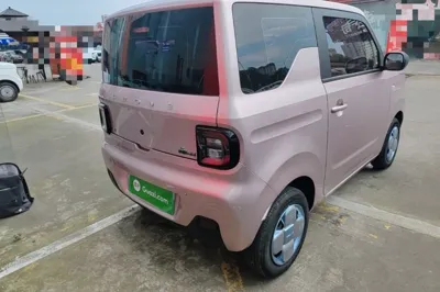 Geely Galaxy Panda