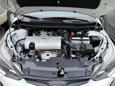 Toyota Yaris L