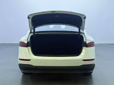 Roewe D7
