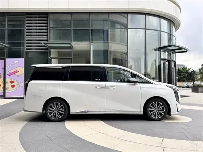 GAC Motor Trumpchi M8