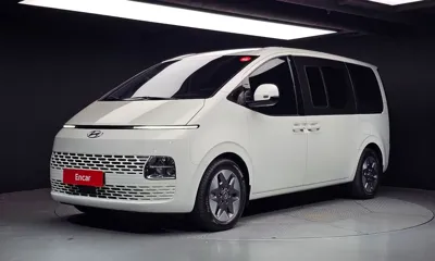Hyundai Staria
