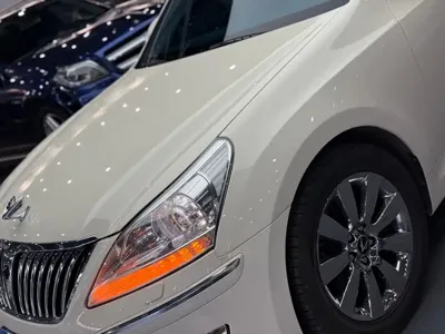 Hyundai Equus