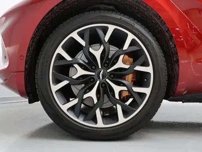 Astonmartin DBX