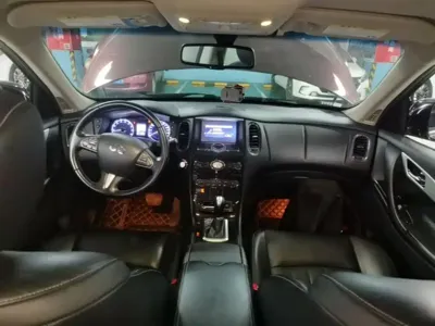 Infiniti QX50