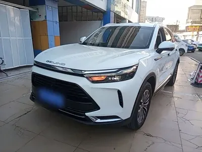 BAIC X7