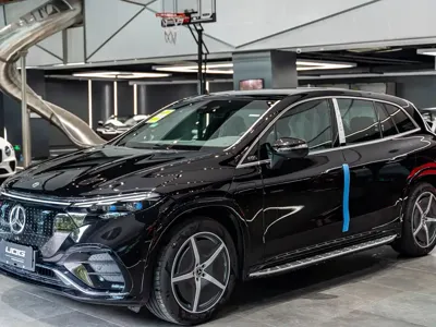 Mercedes-Benz EQS