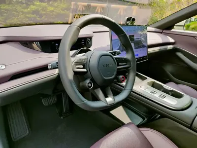 Xiaomi SU7