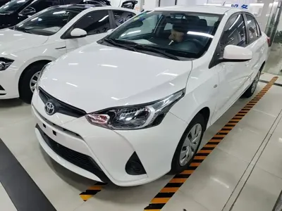 Toyota Yaris L