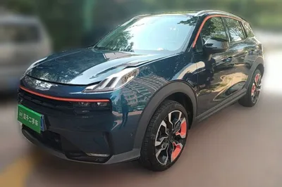 Lynk & Co 06