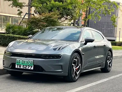 Zeekr 001