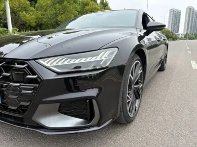 Audi A7L