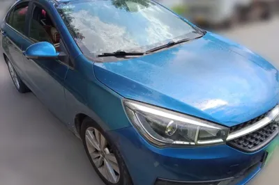 Chery Arrizo 5