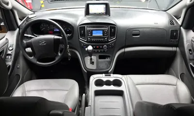 Hyundai Starex