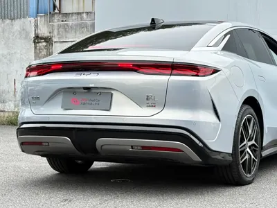 BYD 汉L