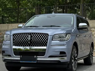 Lincoln Navigator