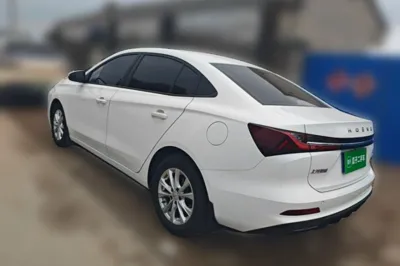 Roewe i5