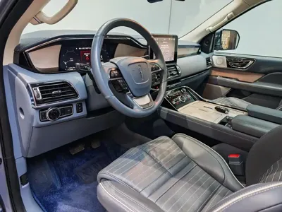 Lincoln Navigator